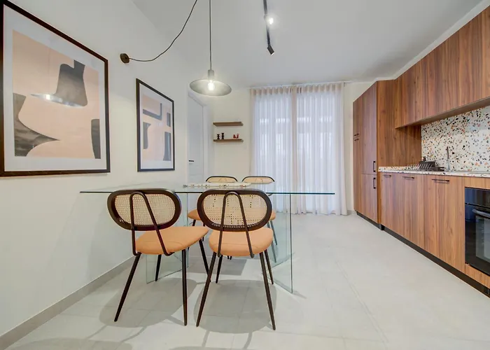 Juliet Residence, 3 , Your Away From In By Sf Homes 그지라